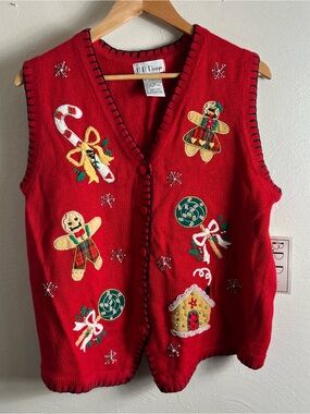 VINTAGE Christmas Sweater Vest Medium Red With Beads Embroidered NWT
